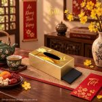 Hộp khăn giấy sơn mài vẽ sen đắp vàng đồng bộ cao cấp