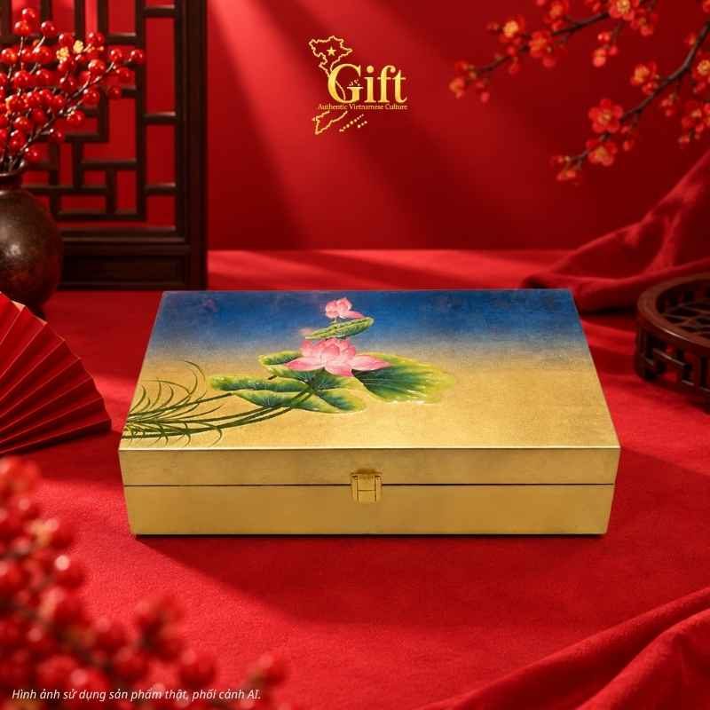 hộp sơn mài hoa sen đắp nổi