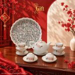 Bộ bình trà gốm sứ và khay sơn mài - Quà tết doanh nghiệp