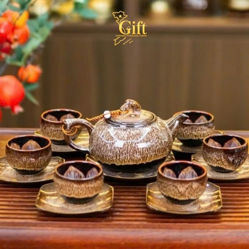 Bộ bình trà gốm sứ và khay sơn mài - Quà tết doanh nghiệp