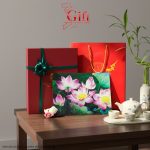 Tranh Sơn Mài Hoa Sen Vẽ Tay Nền Xanh