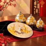 Set Hộp Mứt Tết Và 3 Hũ Mứt Sơn Mài Hoa Mai Vàng