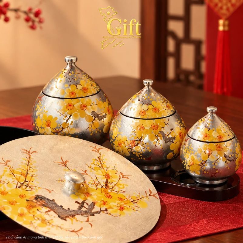 Bộ Hộp Mứt Tết Và 3 Hũ Mứt Sơn Mài Hoa Mai Vàng