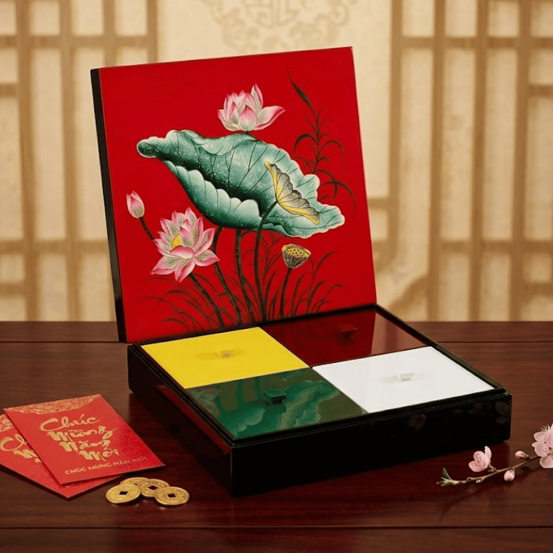 Hộp mứt tết sơn mài in logo doanh nghiệp