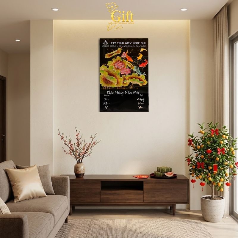 Tranh Lịch Sơn Mài Cá Chép Hoa Sen Đắp Nổi | Quà Tết Doanh Nghiệp 2027