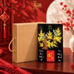 Tranh Lịch Sơn Mài Hoa Mai Vàng Vẽ Tay Nền Đen | Quà Tết Doanh Nghiệp 2027 Cao Cấp