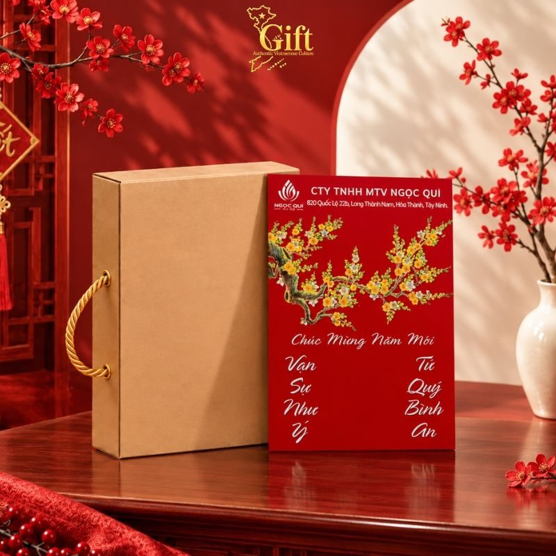 Tranh Lịch Sơn Mài Hoa Mai Vàng Vẽ Tay Nền Đỏ | Quà Tết Doanh Nghiệp 2027 Cao Cấp