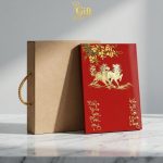 Tranh Lịch Sơn Mài Mã Đáo Thành Công Đắp Nổi Nền Đỏ | Quà Tết Doanh Nghiệp 2027